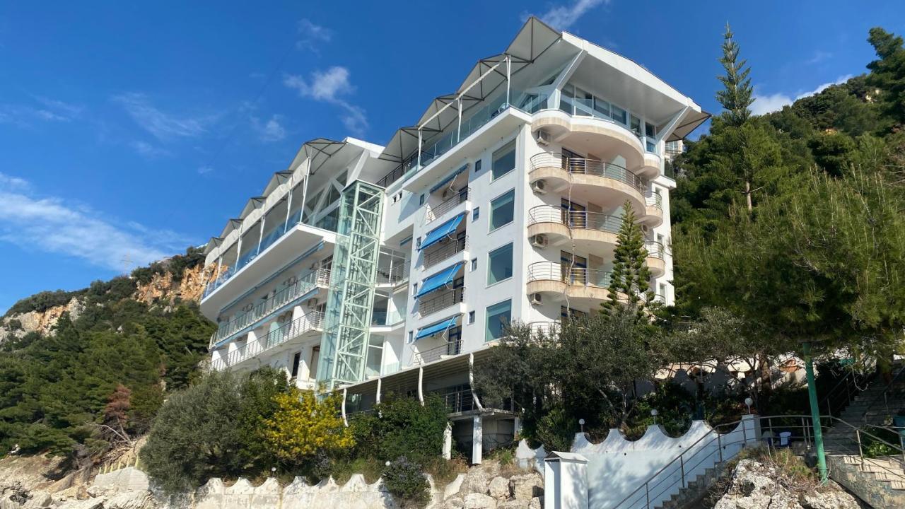 Hotel Nimfa Kanine Eksteriør billede