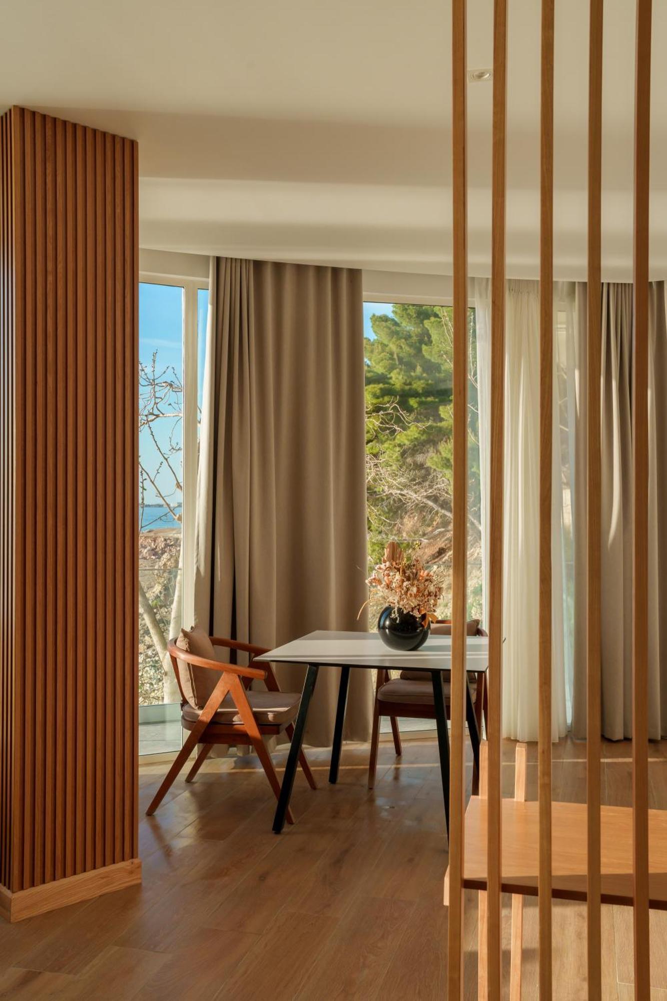 Hotel Nimfa Kanine Eksteriør billede