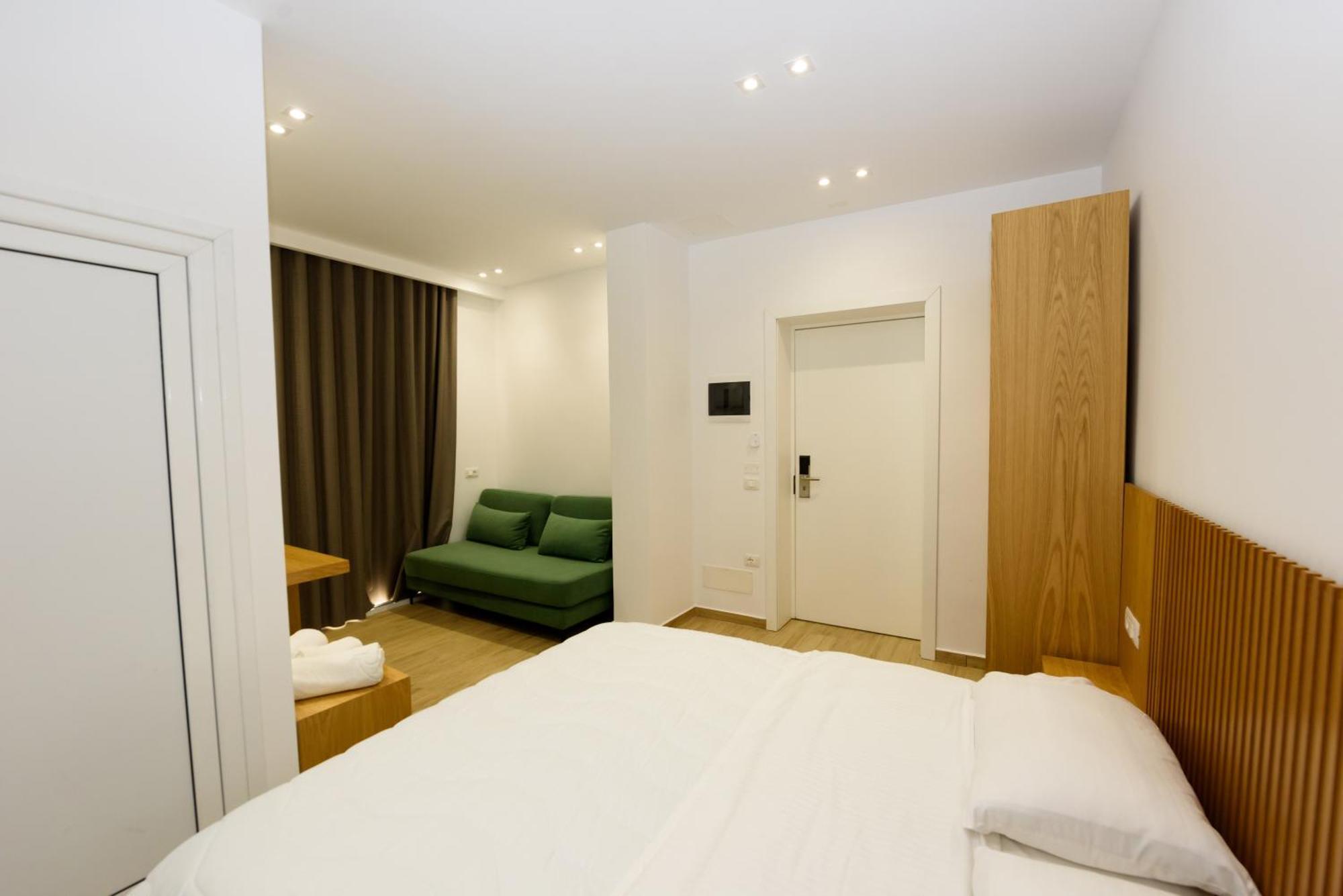 Hotel Nimfa Kanine Eksteriør billede