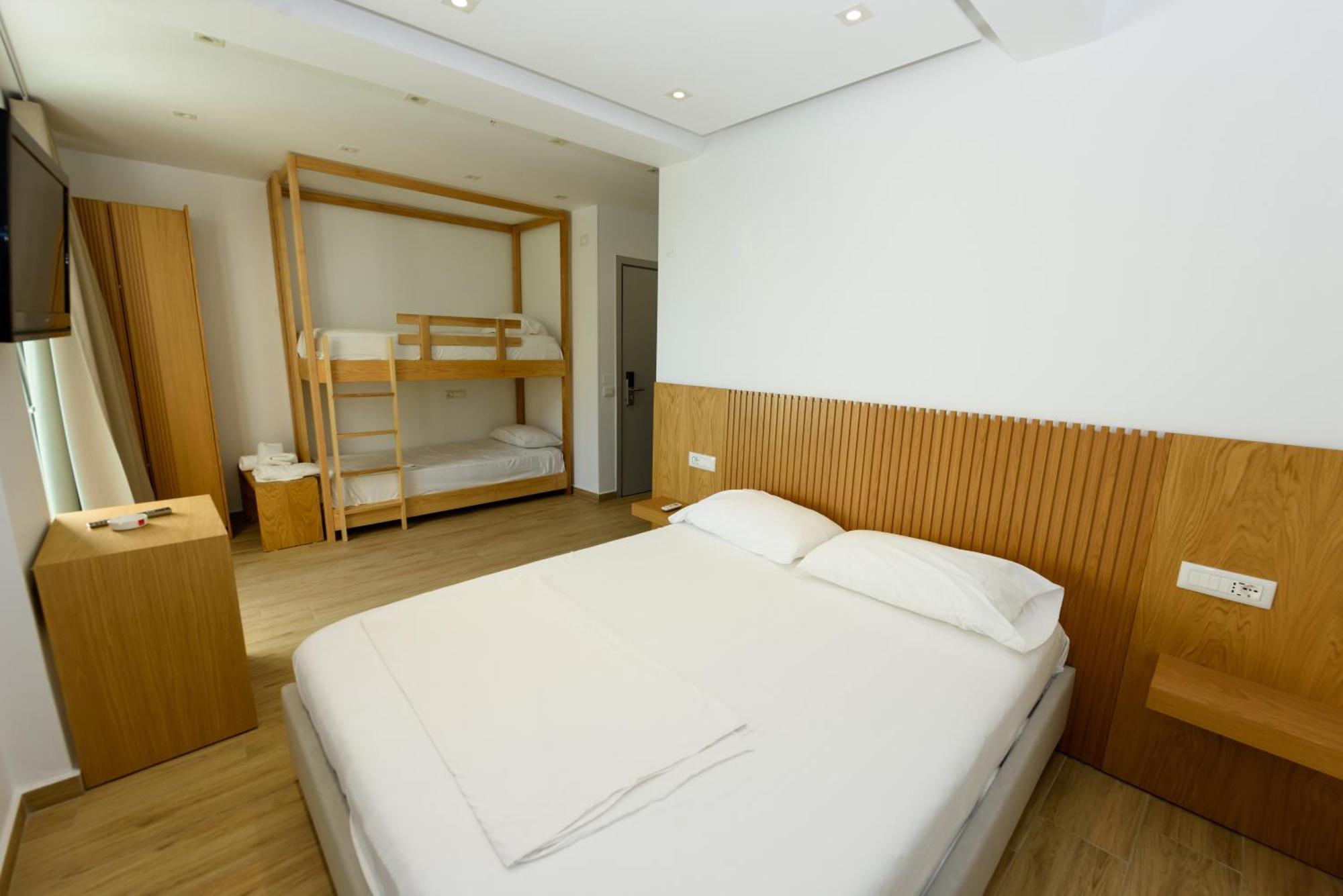 Hotel Nimfa Kanine Eksteriør billede
