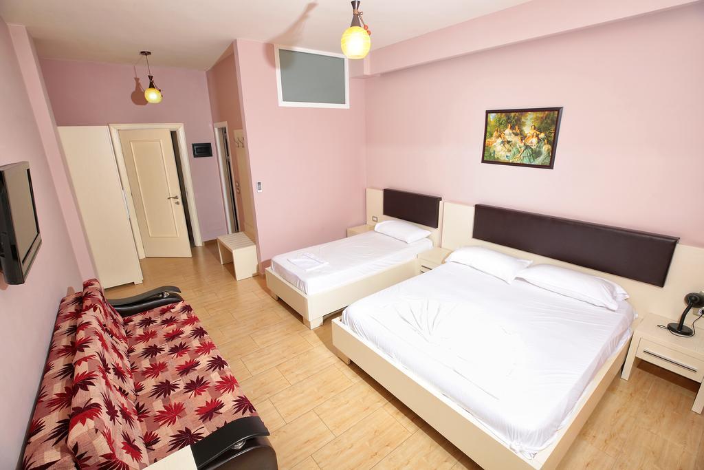Hotel Nimfa Kanine Eksteriør billede